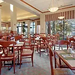 Hilton Garden Inn Cleveland Downtown 